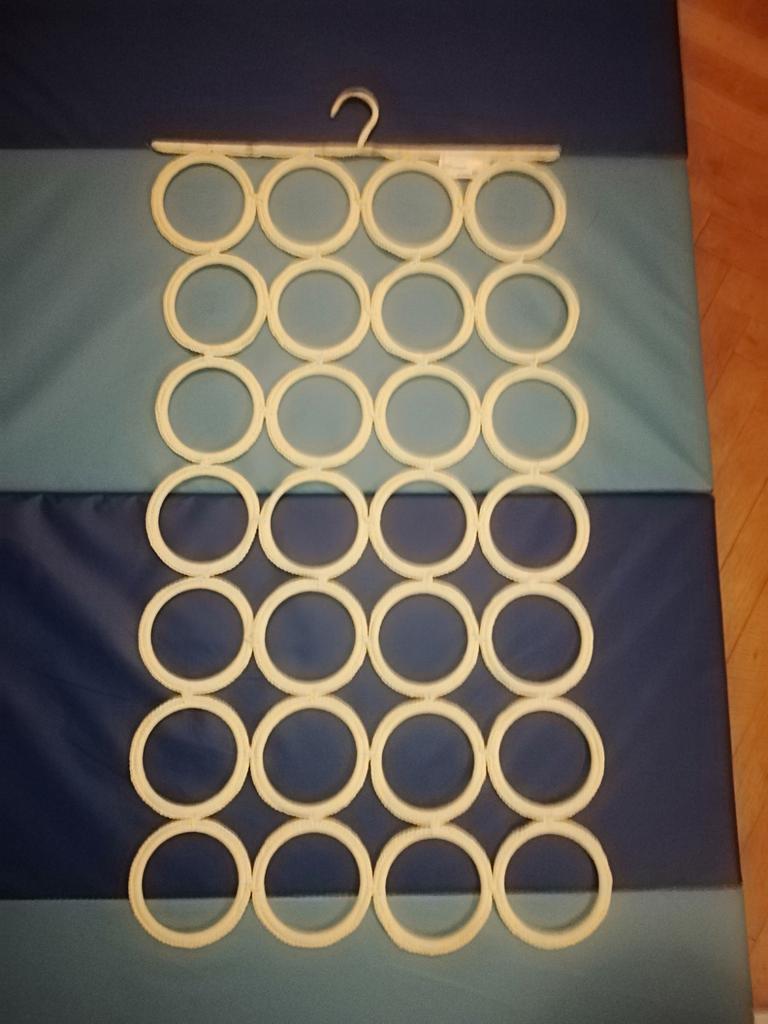 BXL  Cintre porte foulards/écharpes IKEA, Ophalen of Verzenden, Gebruikt