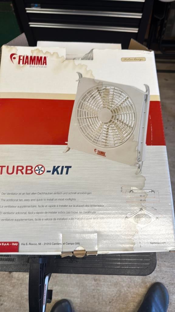 Fiamma ventilator turbo kit, Ophalen of Verzenden, Zo goed als nieuw