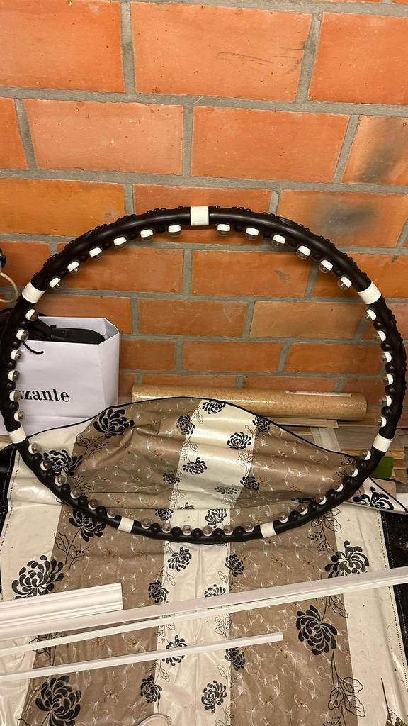 Hula hoop, Enlèvement, Comme neuf