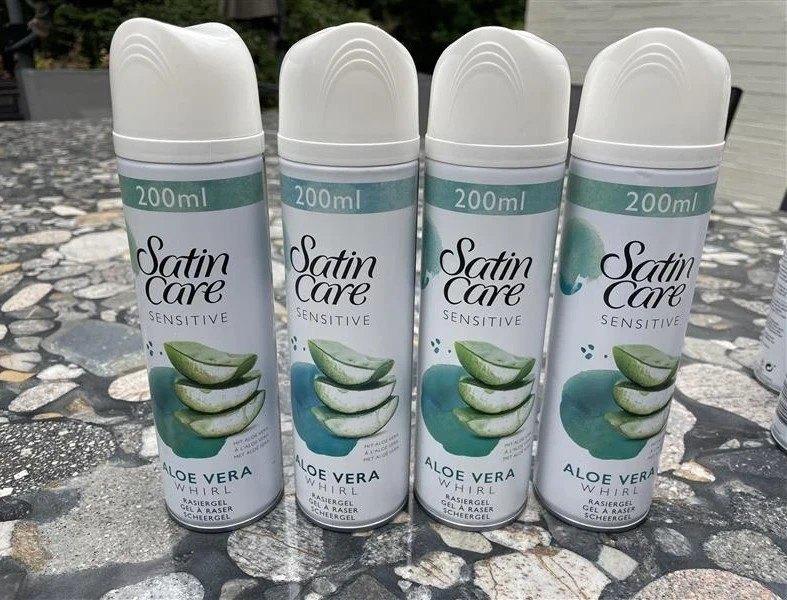 Lot de 4 gels à raser Satin Care, Enlèvement ou Envoi, Neuf, Autres types