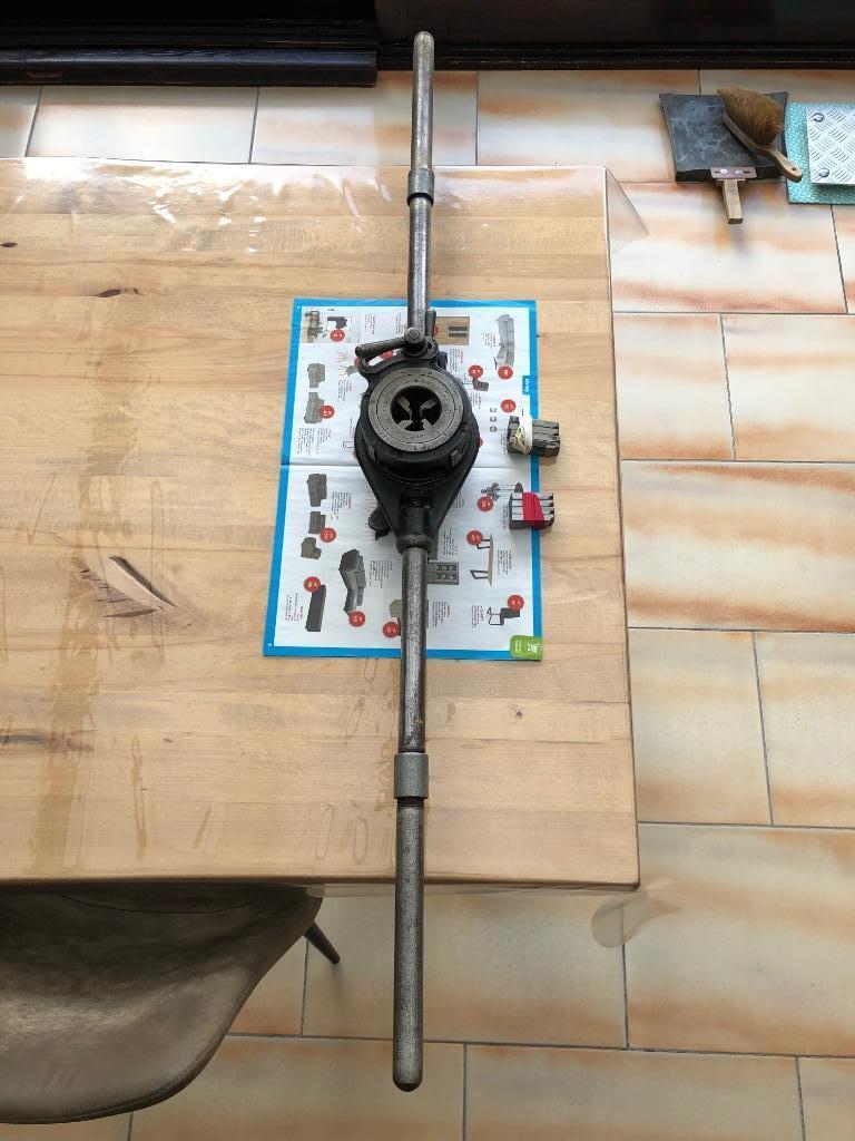 Draadsnij ijzer - filière met klauwen, Bricolage & Construction, Outillage | Outillage à main, Enlèvement ou Envoi, Utilisé