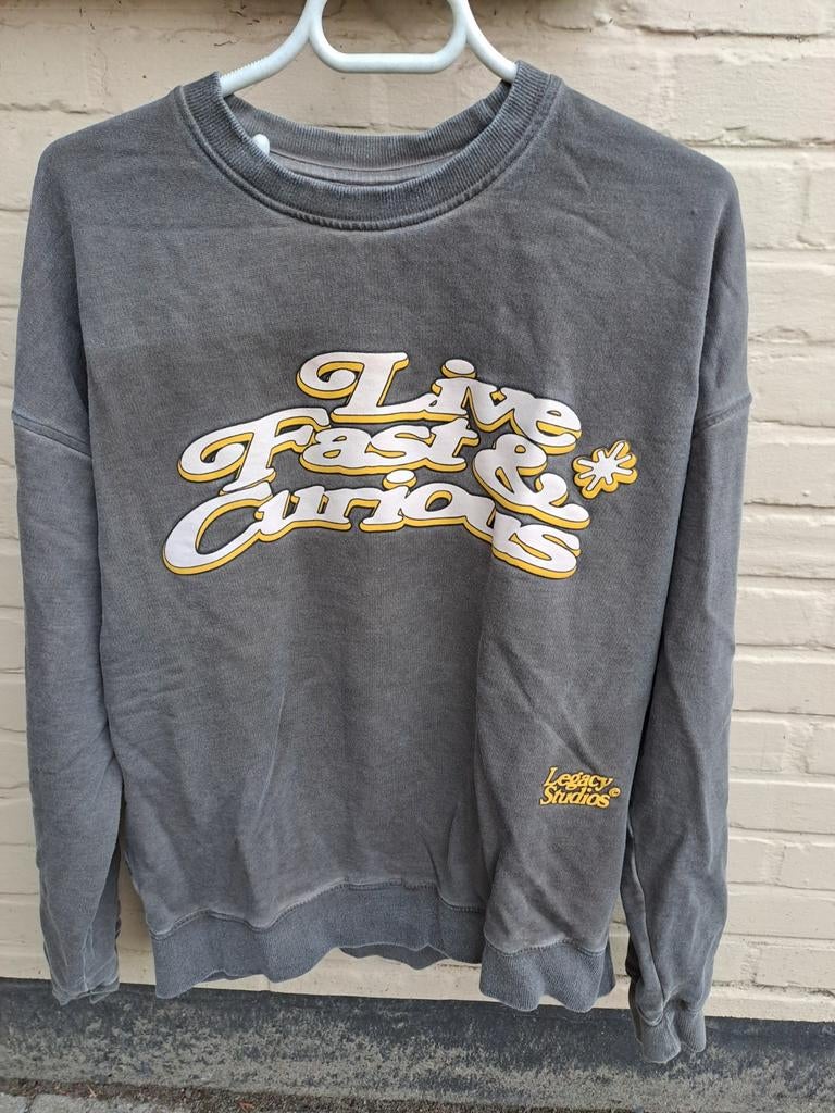 Sweater,grijs, "Legacy Studio'" maat S,nieuwstaat, Ophalen of Verzenden