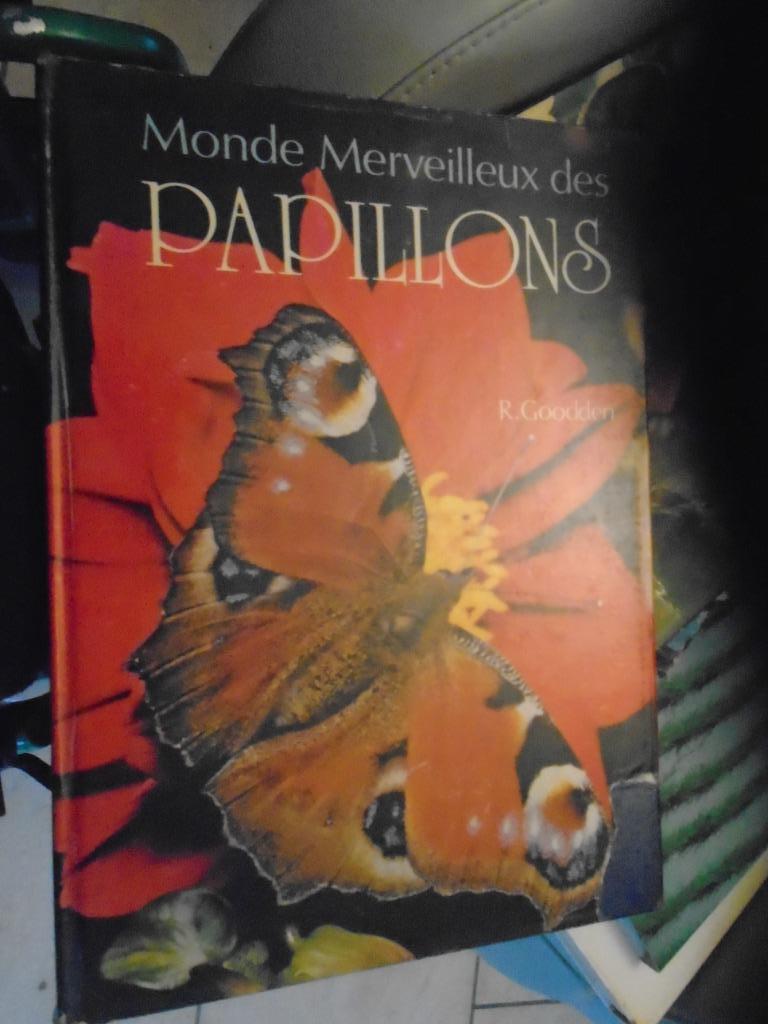 EDITIONS PRINCESSE:"PAPILLON""CHAMPIGNONS, Enlèvement ou Envoi, GOODDEN/KIEPATRICK