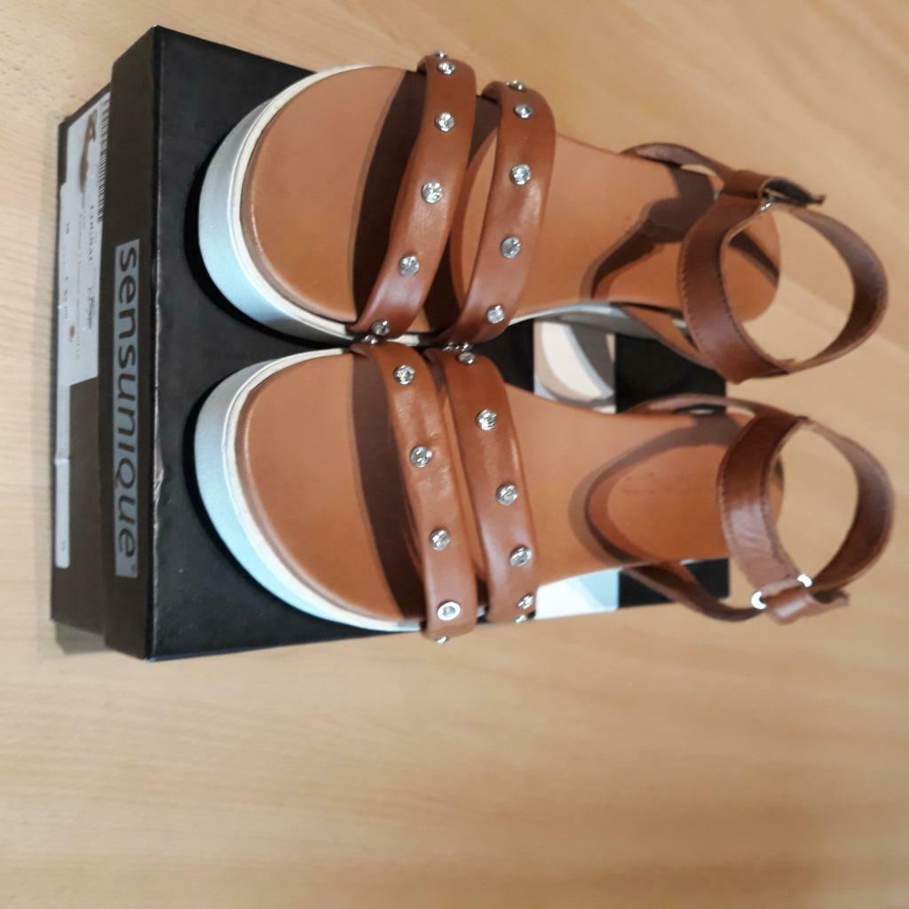 sandalen, Enlèvement ou Envoi