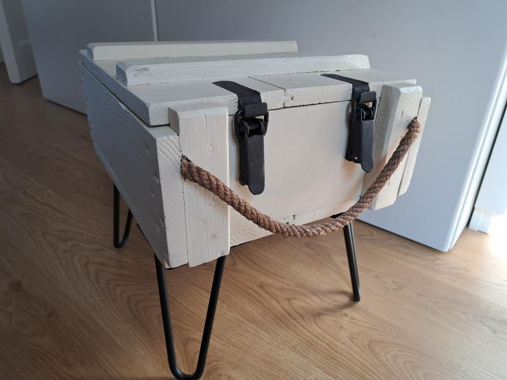 Coffre ancien en bois, Métal, Moins de 50 cm, Enlèvement, Utilisé