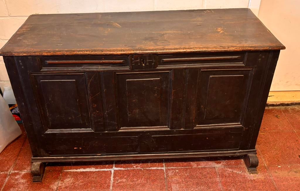 Antieke dekenkist 17de/18de eeuw ., Ophalen