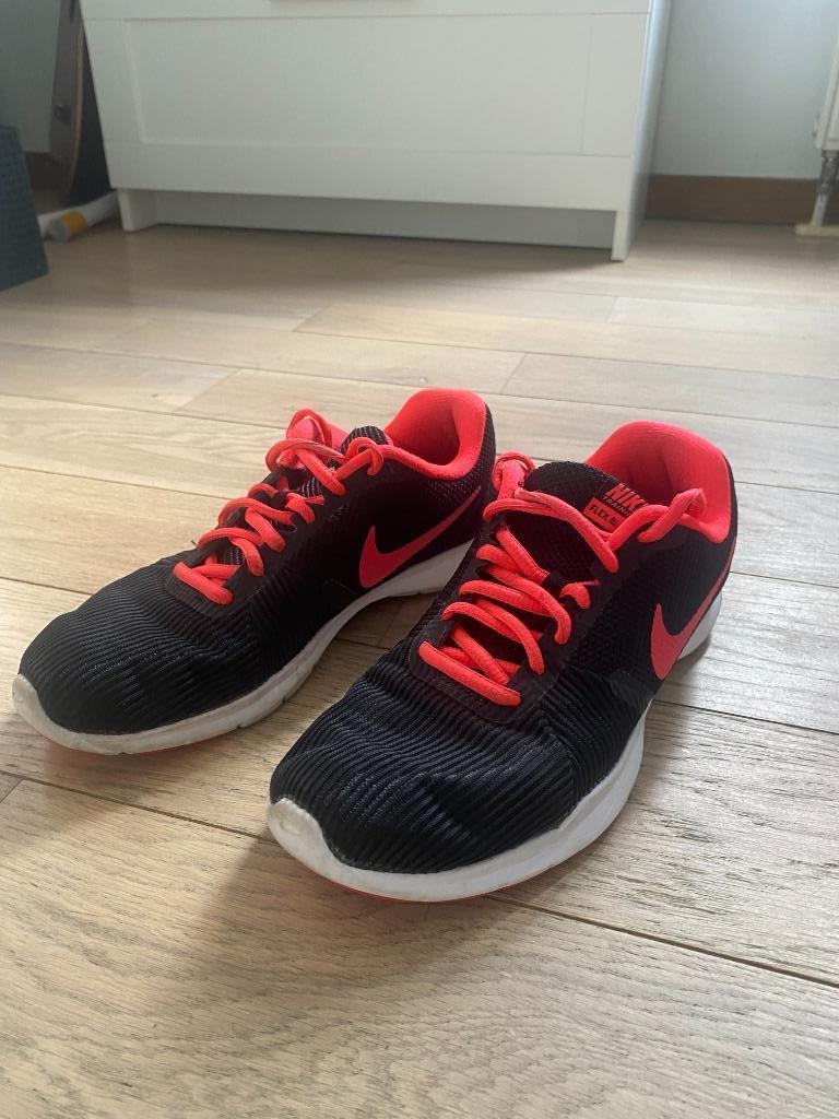 baskets nike, Sports & Fitness, Course, Jogging & Athlétisme, Course à pied, Chaussures de course à pied, Utilisé, Enlèvement ou Envoi