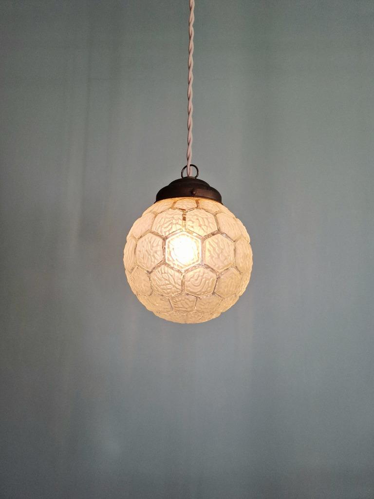 Suspension Art Déco en verre satiné, années 1920-30, Enlèvement ou Envoi