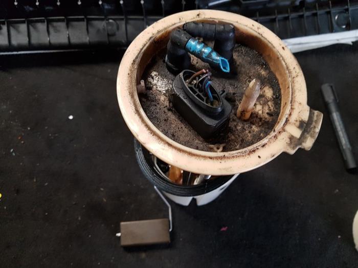 Pompe carburant électrique d'un Volkswagen Golf, Enlèvement ou Envoi, 3 mois de garantie, Utilisé, Volkswagen