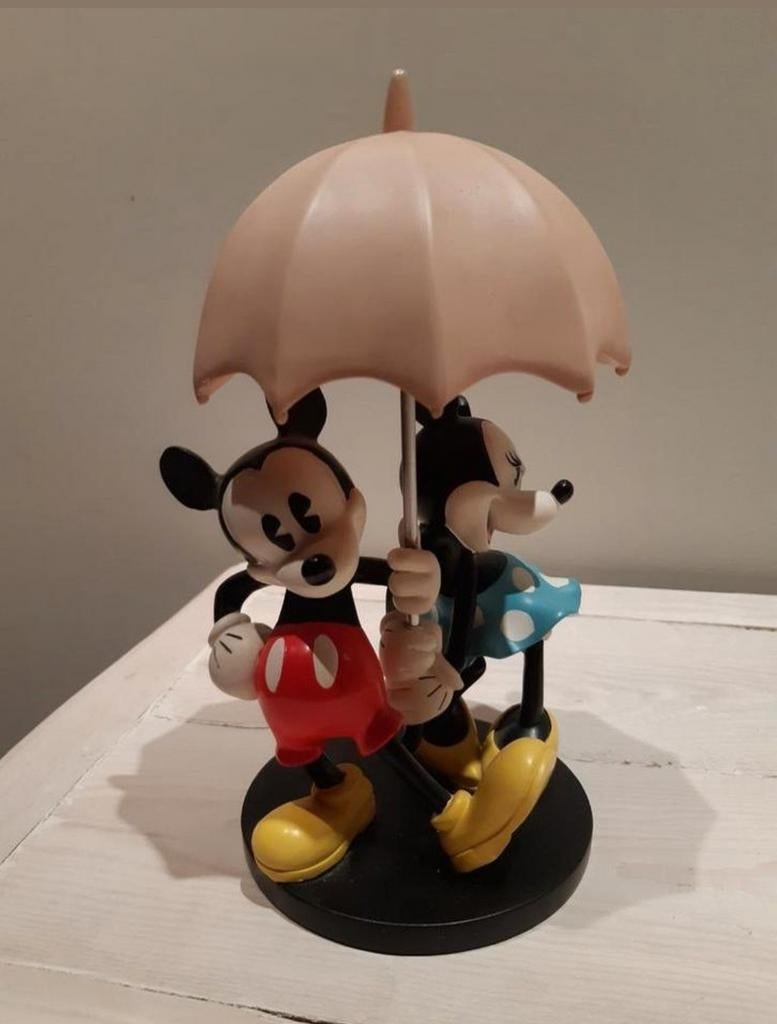 Minnie & Mickey Mouse onder de paraplu- Disney, Verzamelen, Ophalen of Verzenden, Mickey Mouse