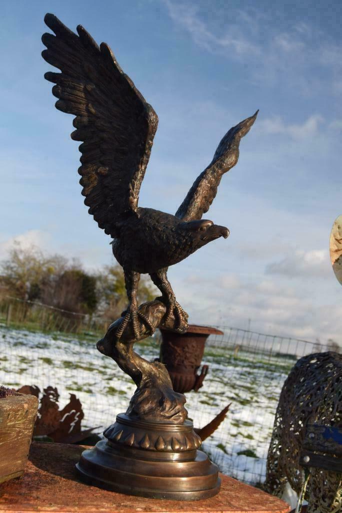 Grand aigle en bronze 90 cm  (l'envol), Enlèvement, Bronze