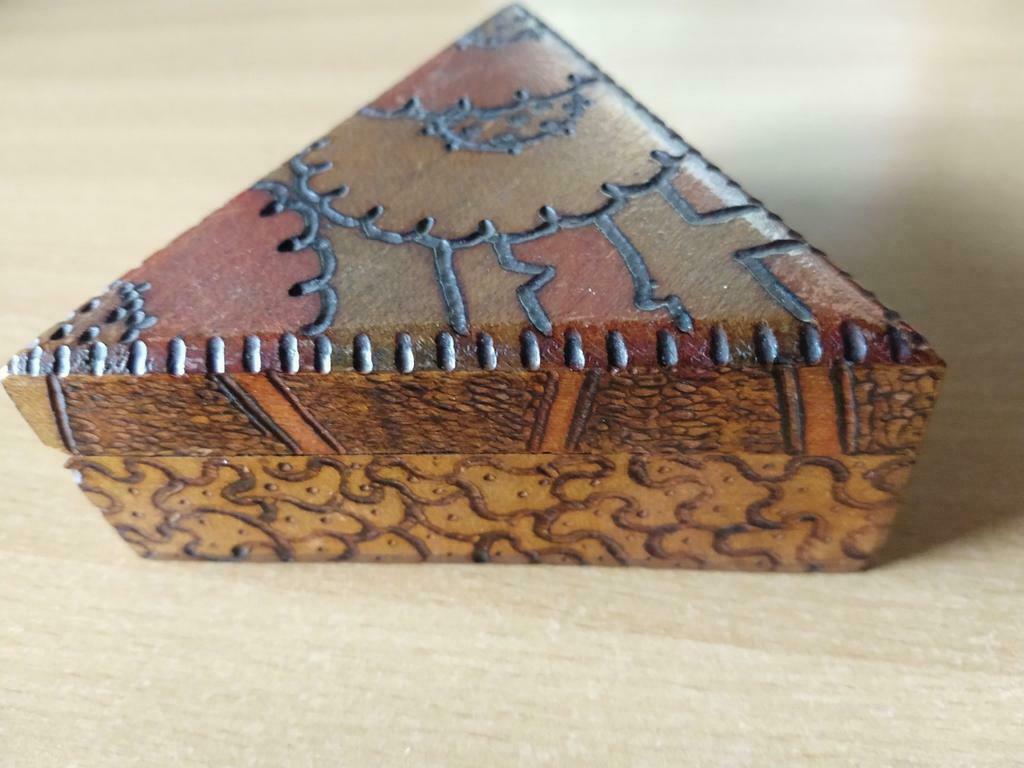 Boîte à bijoux avec nom 'Lucie' à l'intérieur, Enlèvement ou Envoi, Comme neuf