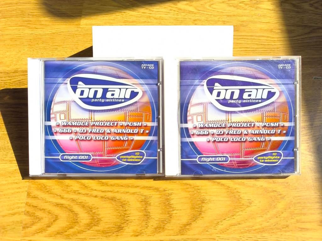 On air party airlines flight 001 - top radio - 2 x ., Cd's en Dvd's, Ophalen of Verzenden, Zo goed als nieuw