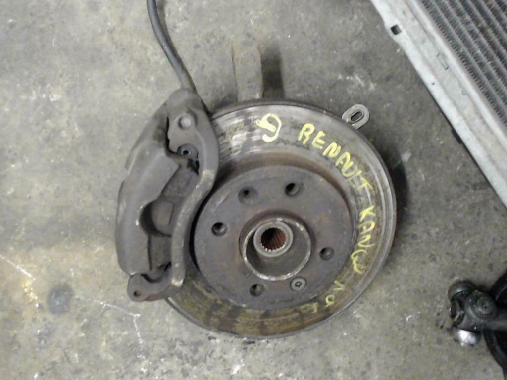 Moyeu avant gauche Renault Kangoo1 1.9D 48kw 1997-2003, Autos : Pièces & Accessoires, Enlèvement ou Envoi, Utilisé, Renault