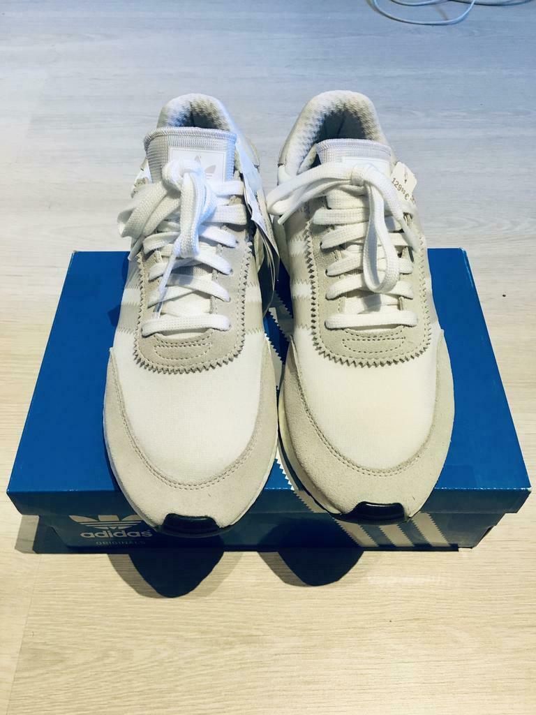 Adidas I-5923 * Maat 40 * 75 € * NIEUW * Levering BXL, Kleding | Heren, Schoenen, Wit, Nieuw, Adidas, Sneakers