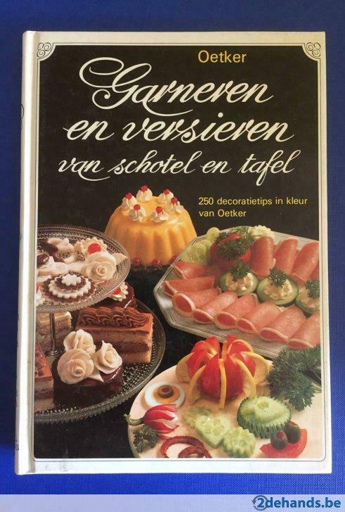 Garneren en versieren van schotel en tafel - retro!, Boeken, Kookboeken, Ophalen of Verzenden, Gelezen