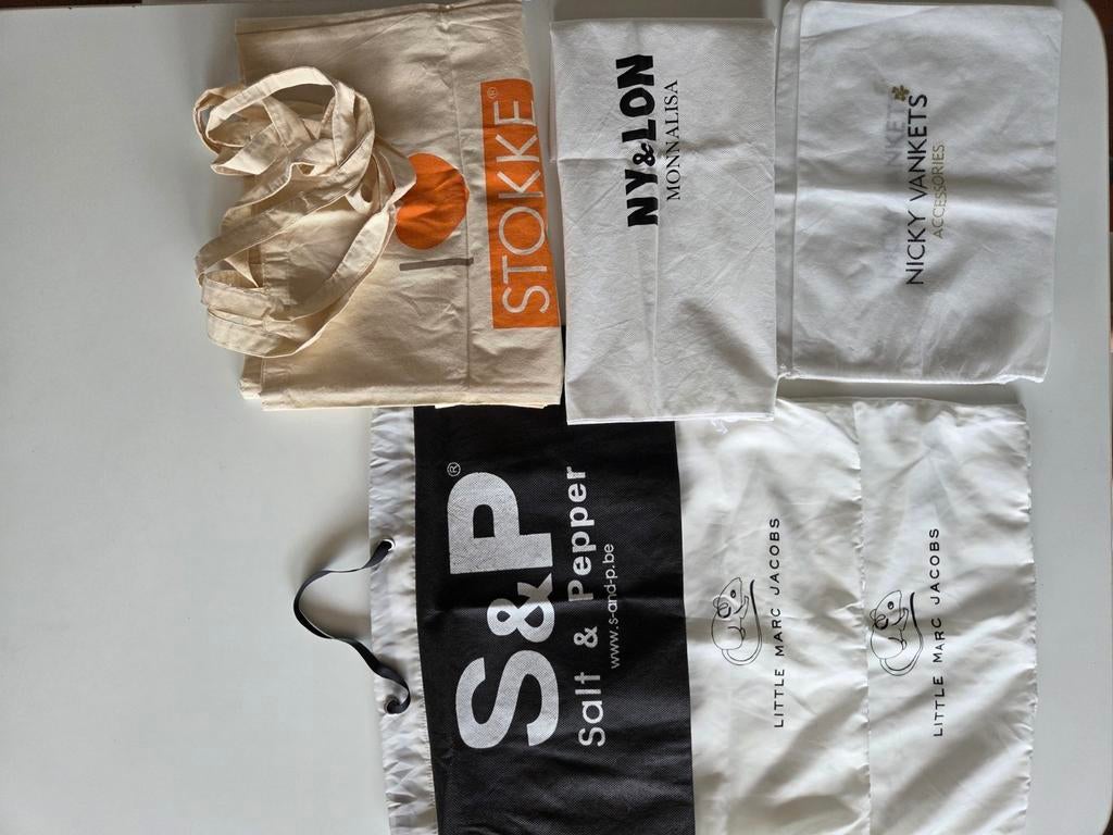 Ensemble de 8 sacs fourre-tout en coton/nylon, Enlèvement ou Envoi, Comme neuf