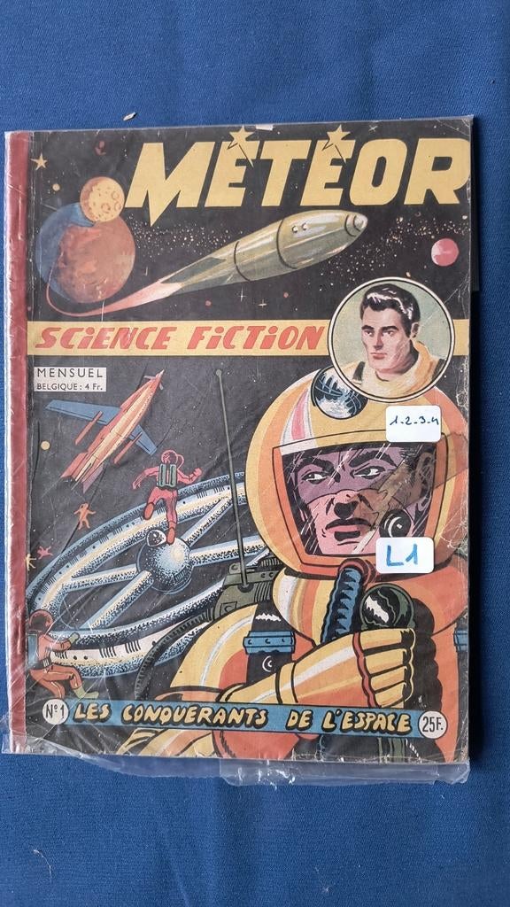 BD METEOR reliure 1 originale Artima num. 1 à 4, Livres, Enlèvement ou Envoi, Utilisé