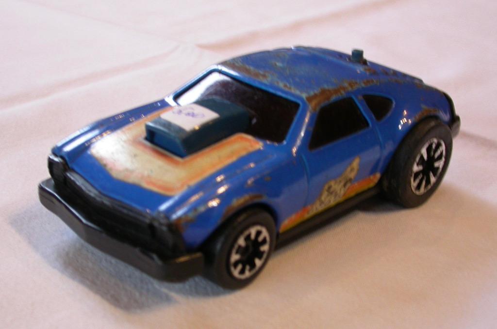 TONKA voiture de course bleue en métal 13 cm., Enlèvement ou Envoi, Utilisé