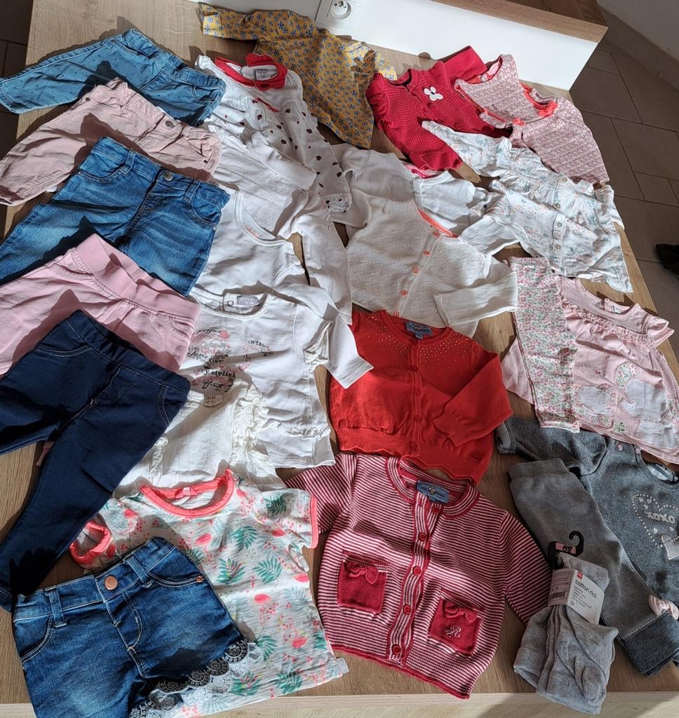 Pakket - maat 68 - Broek - Trui - Tshirt, Ophalen, Maat 68