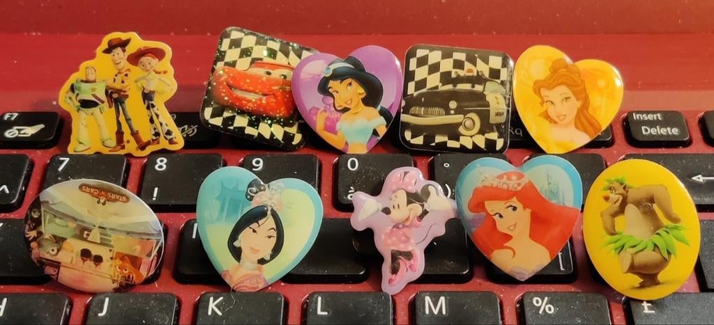 Pin's Disney, Collections, Enlèvement, Neuf, Autres sujets/thèmes, Insigne ou Pin's