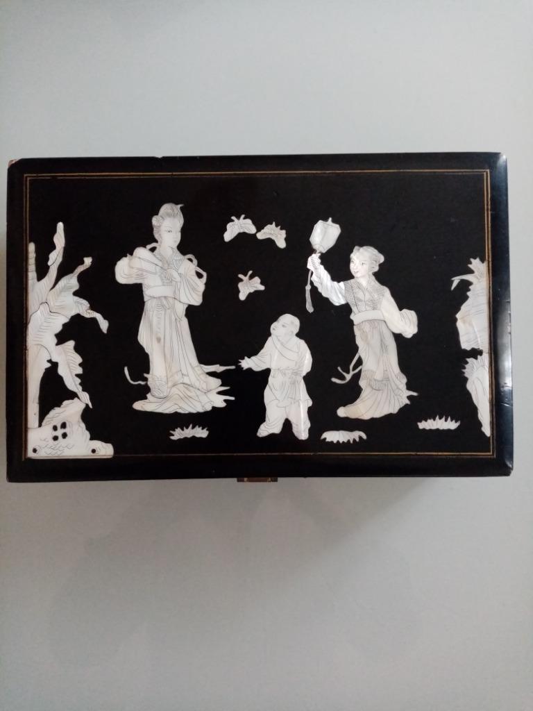 Chinese juwelendoos van hout/parelmoer uit de jaren 60 28/18, Antiek en Kunst, Ophalen of Verzenden