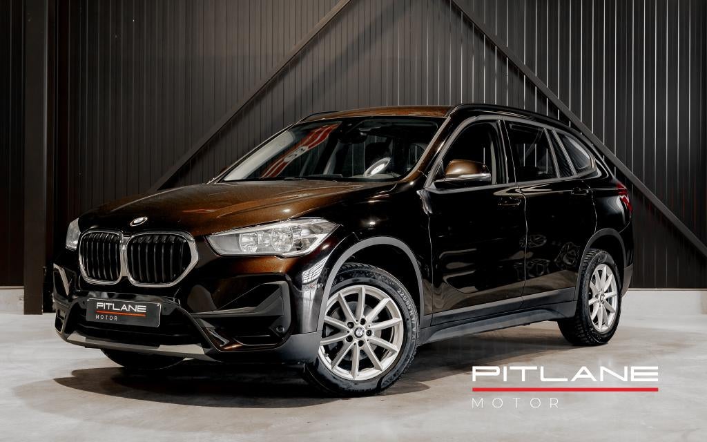 BMW X1 1.5 DA sDrive AUTOBOX/CARPLAY/AFFICH. HOOG, Stof, USB, Bruin, 109 g/km