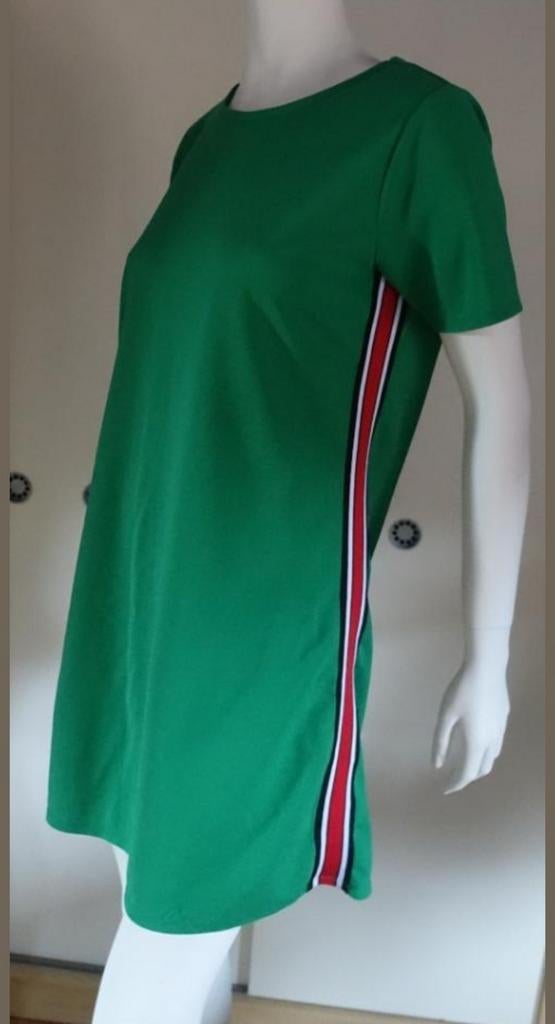 Robe Primark « M », Taille 38/40 (M), Enlèvement ou Envoi, Primark, Au-dessus du genou