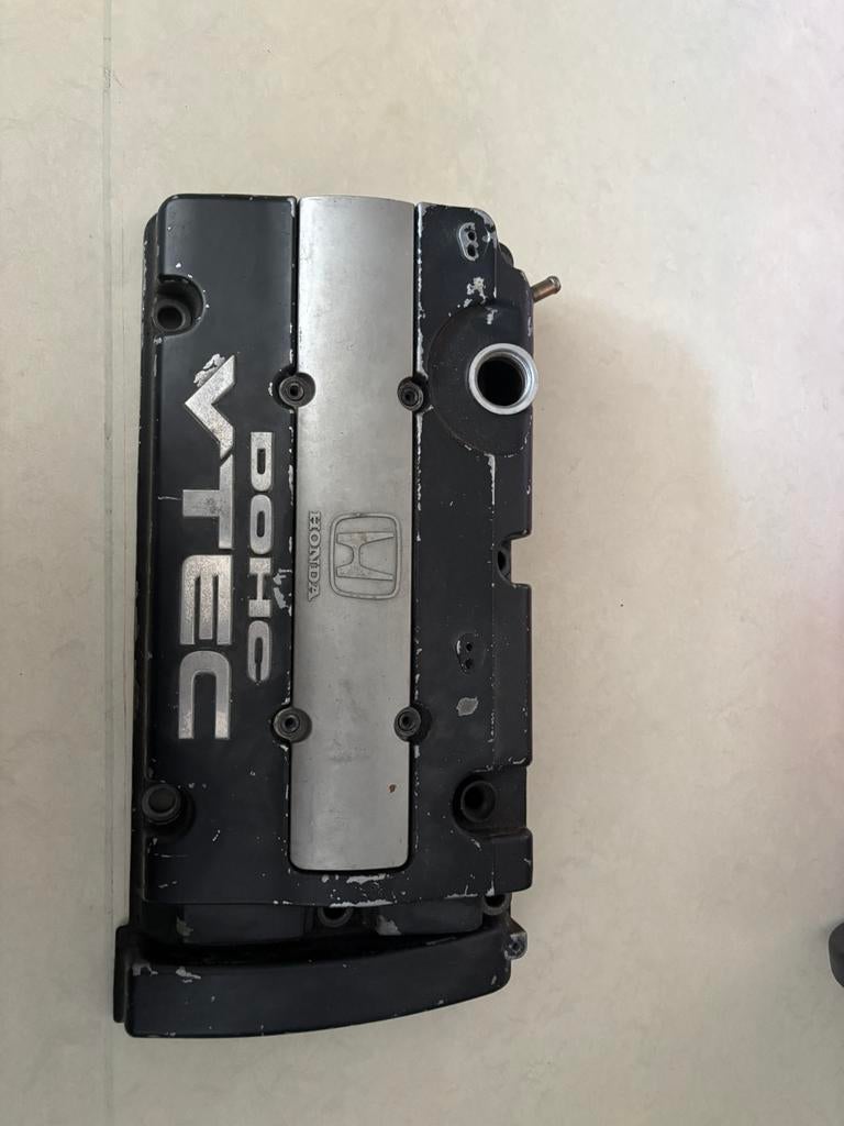 Couvercle de valve Honda VTEC DOHC, Enlèvement