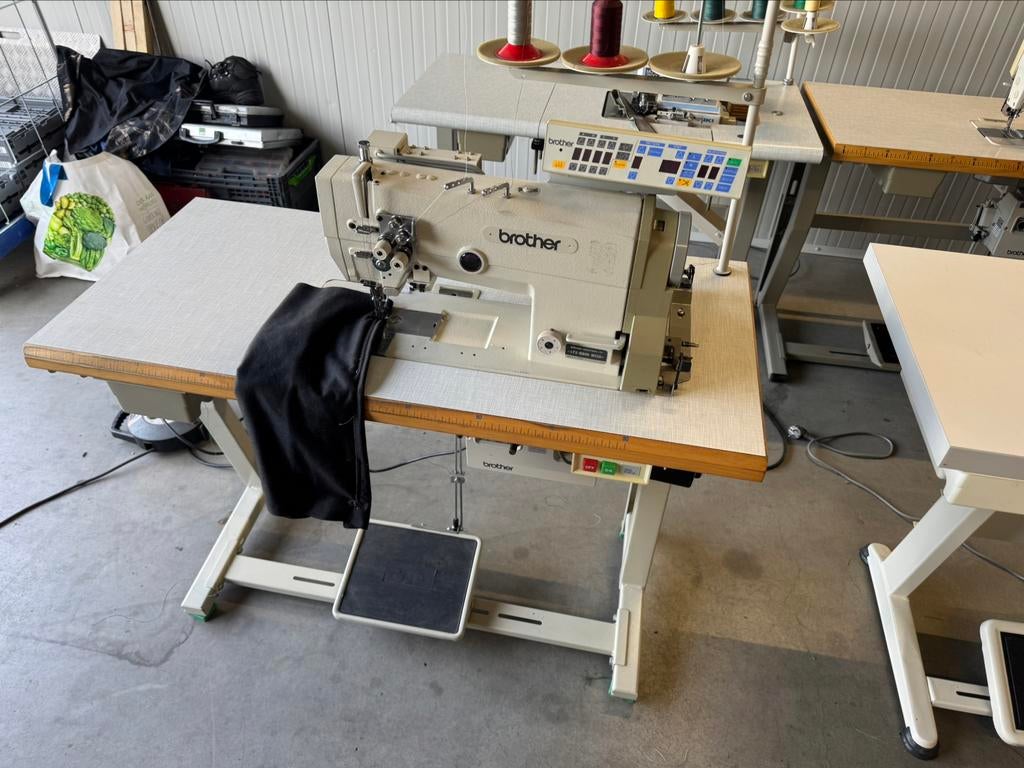 Industriële naaimachine brother 2naald 6,4mm automaat, Enlèvement ou Envoi, Machine à coudre, Industrie, Comme neuf