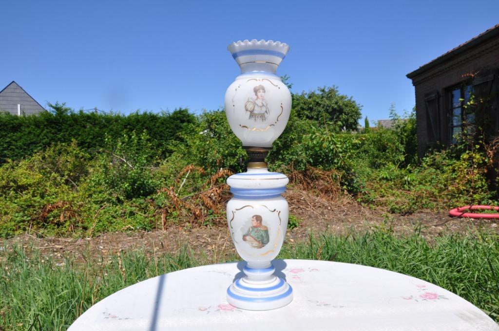 D lampe a petrole opaline napoleon et josephine, Enlèvement ou Envoi