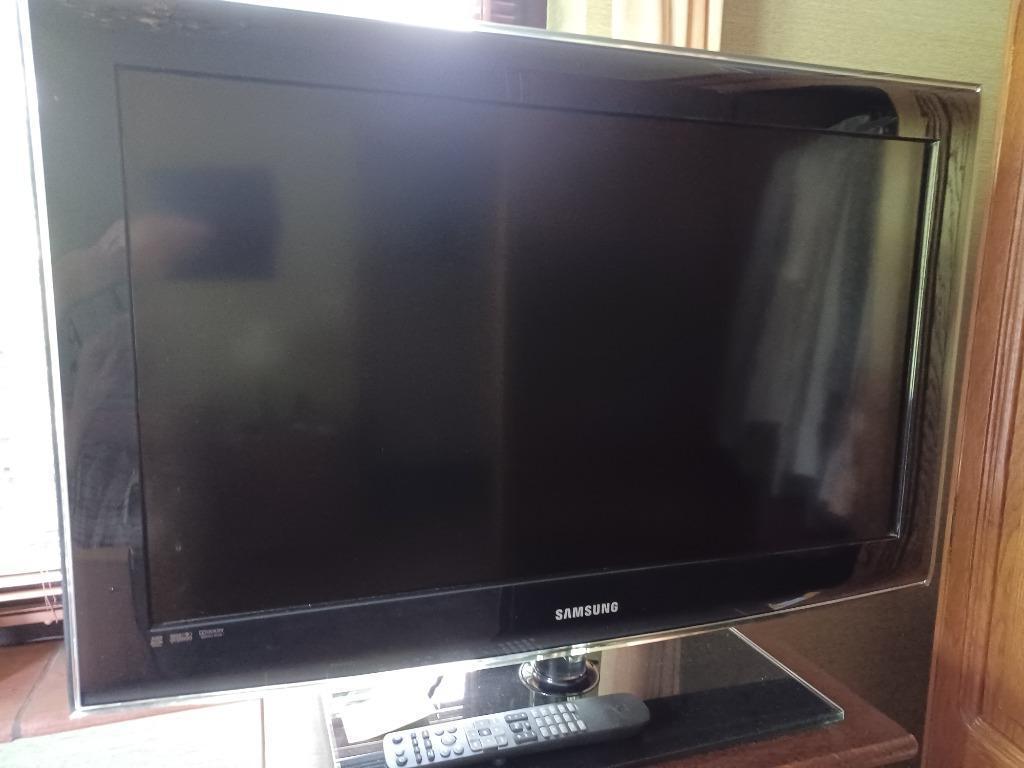 TV Samsung en LG, Ophalen, LCD, 80 tot 100 cm, Zo goed als nieuw
