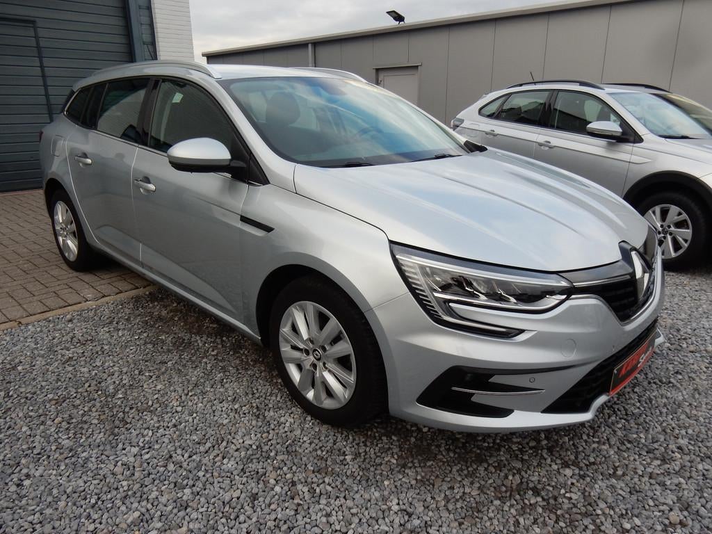Renault Mégane 1330cc 140 pk ! 59.000km !, Autos, Renault, Argent ou Gris, Achat, Entreprise, Boîte manuelle