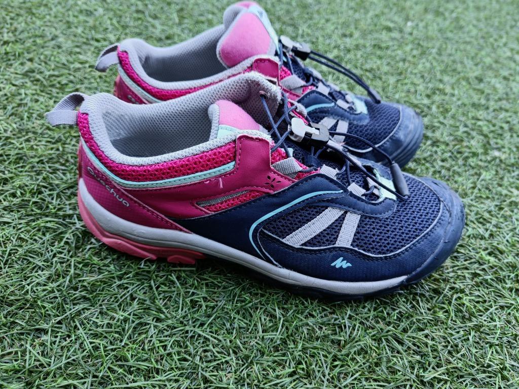 wandel-/speelschoen quechua maat 35, Kinderen en Baby's, Kinderkleding | Schoenen en Sokken, Quechua, Ophalen of Verzenden, Jongen of Meisje