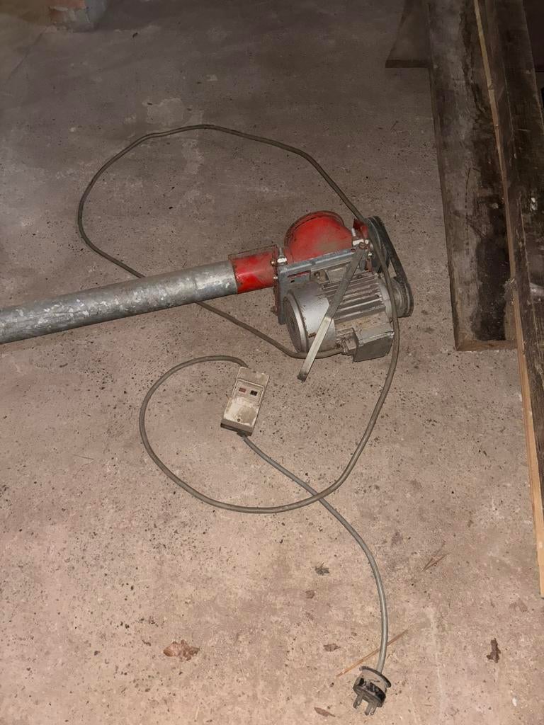 Graanvijzel, Doe-het-zelf en Bouw, Ophalen, Gebruikt, Elektrisch