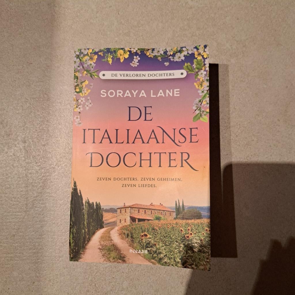 De Italiaanse dochter - Soraya Lane, Boeken, Ophalen of Verzenden, Zo goed als nieuw
