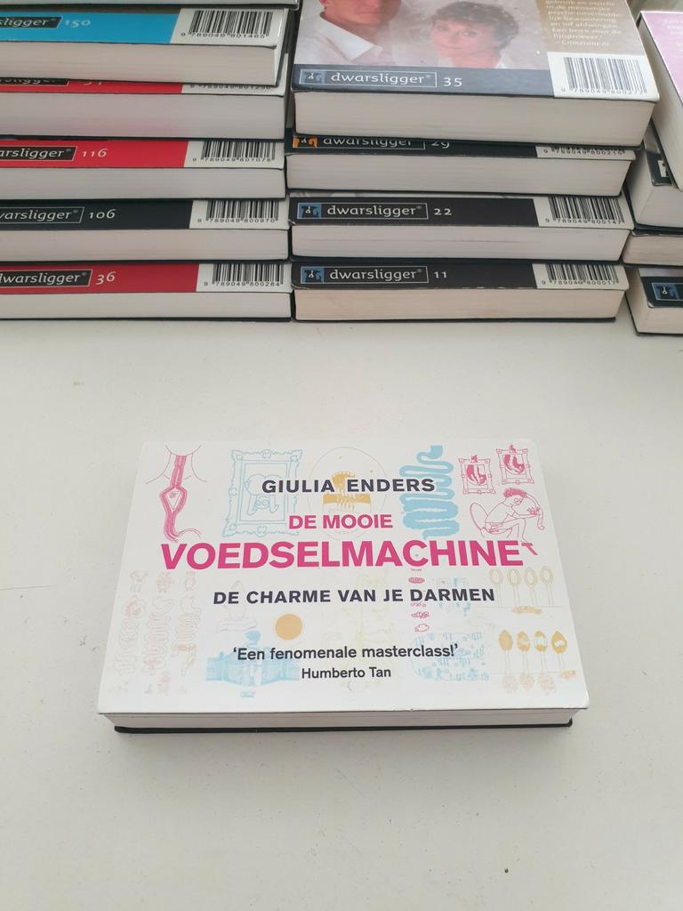 Giulia Enders - De mooie voedselmachine. DWARSLIGGER NR 442, Ophalen of Verzenden, Zo goed als nieuw, Giulia Enders