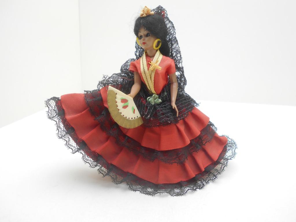 ancienne poupée de collection de vitrine Espagnole, Collections, Poupées, Enlèvement ou Envoi, Utilisé, Poupée