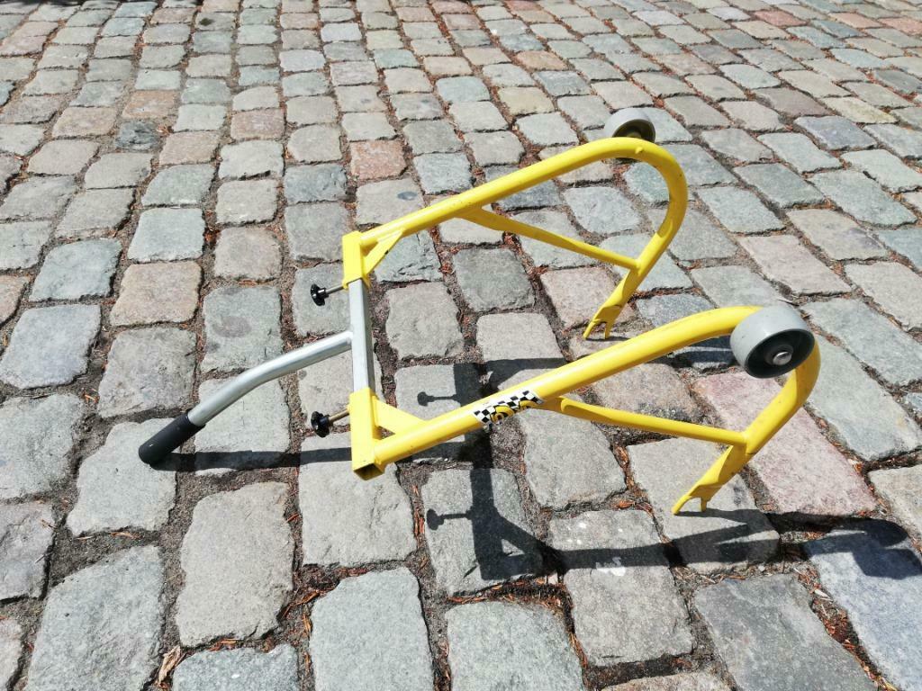 Moto steun, Motoren, Ophalen, Gebruikt