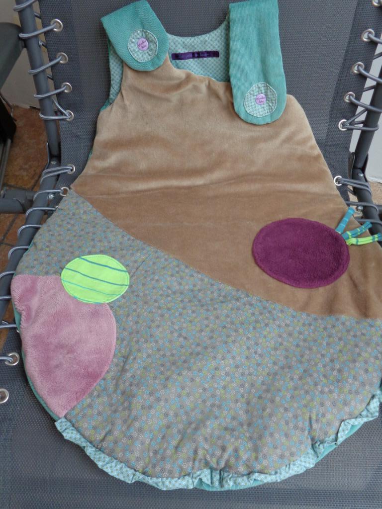 gigoteuse / sac de couchage Moulin Roty Les jolis pas beaux, Enfants & Bébés, Couvertures, Sacs de couchage & Produits pour emmailloter
