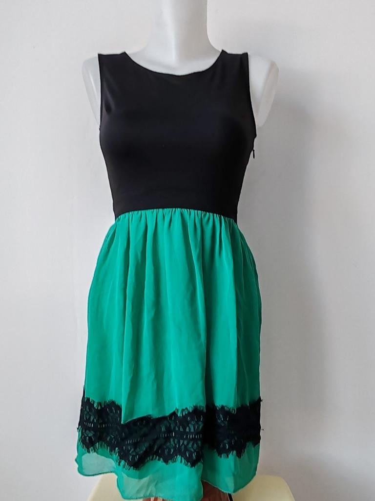 Robe voile et dentelle taille S, Enlèvement ou Envoi, Comme neuf, Vert