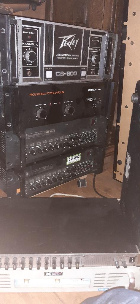 diverse eindversterkers, basversterkers en een mixer, Autres marques, Enlèvement, Utilisé, 120 watts ou plus
