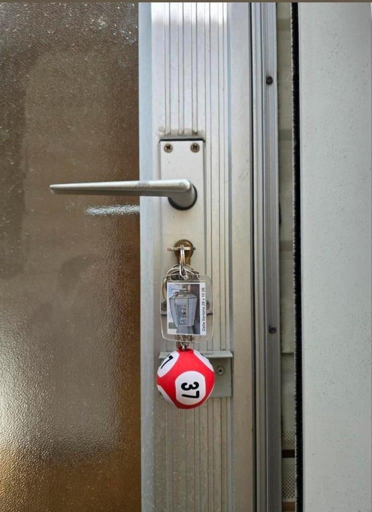 Stacaravan in snelverkoop 7.950€ 🚚 inclusief !!!