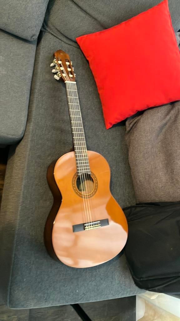 Kindergitaar Yamaha + toebehoren, Enlèvement, Comme neuf, Guitare classique ou espagnole