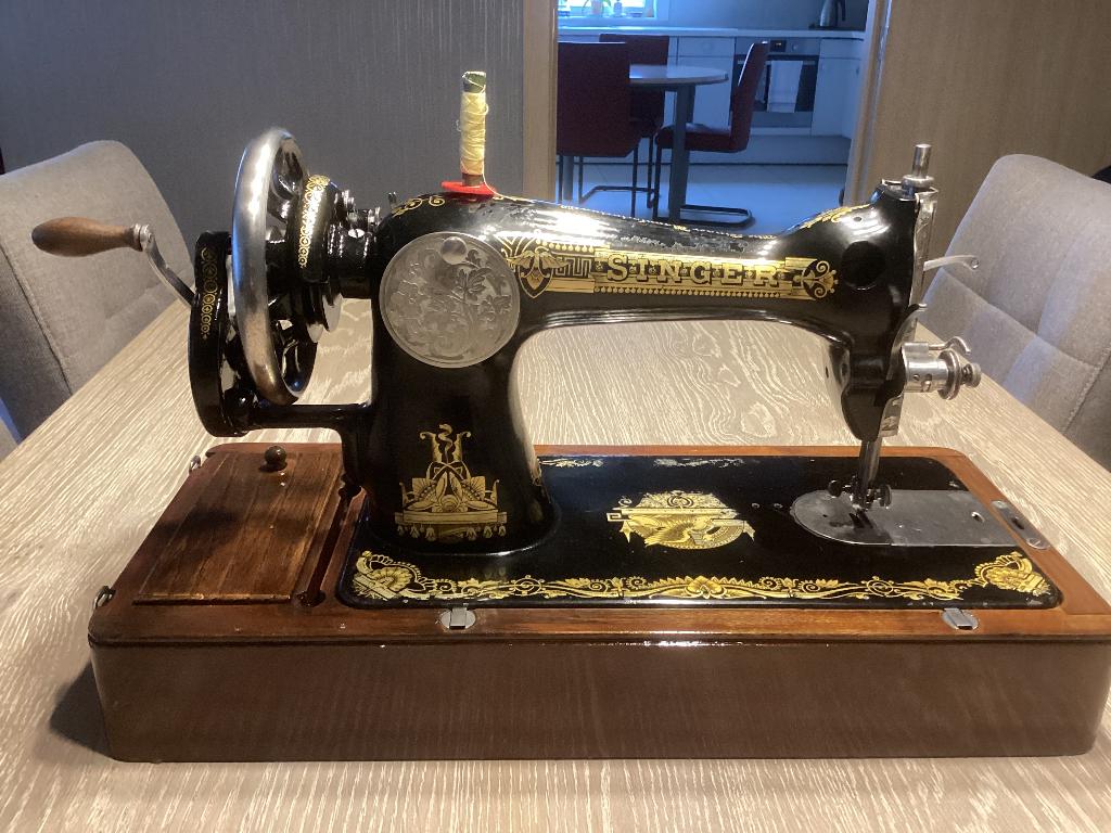 Singer naaimachine, Ophalen