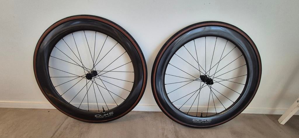 Buke Baccara 56mm dtswiss 240 straight pull, Fietsen en Brommers, Fietsonderdelen, Ophalen, Zo goed als nieuw, Wiel, Duke