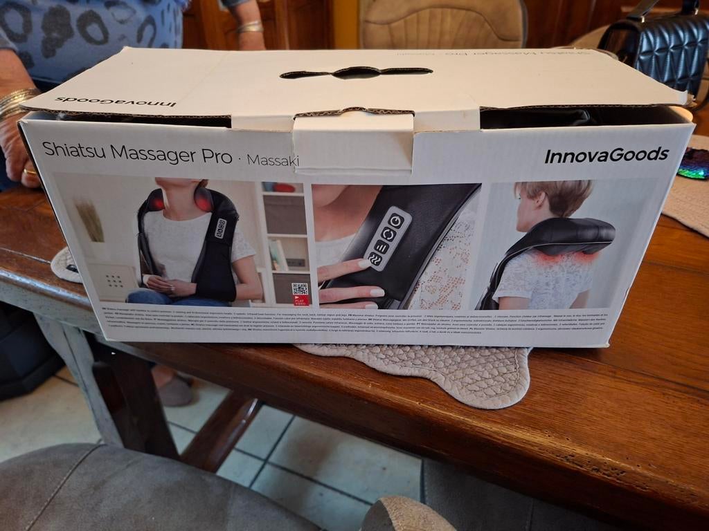 Coussin de massage électrique neuf shiatsu pro, Enlèvement ou Envoi, Comme neuf