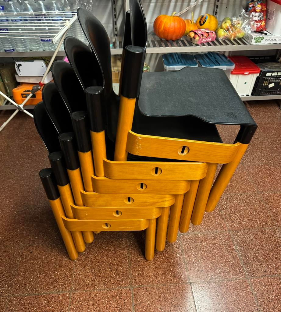 Thonet stapelstoelen, Antiek en Kunst, Ophalen