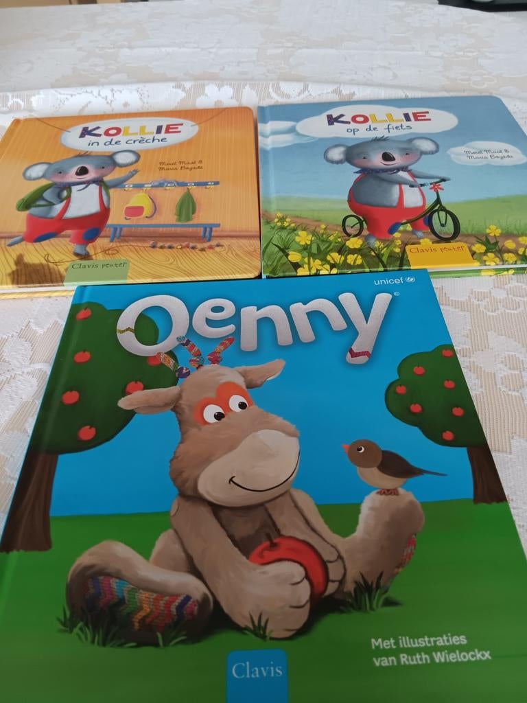 3 kinderboekjes, Enlèvement ou Envoi, Ruth Wielockx, Comme neuf