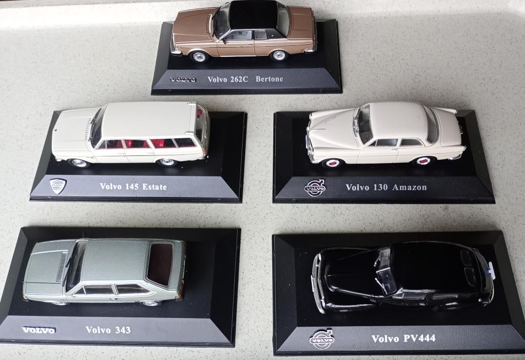 Volvo 1/43, 5 modellen, Ophalen of Verzenden, Zo goed als nieuw, Auto, Overige merken